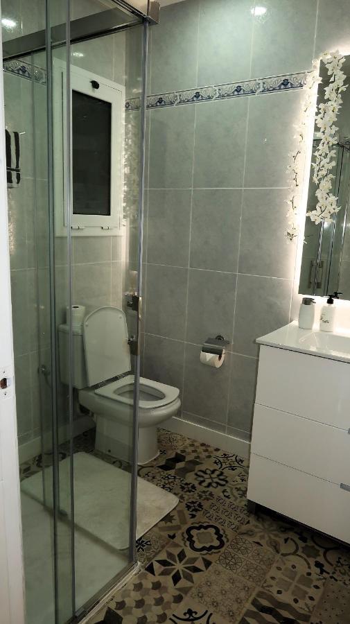 Entire Apartment , 2 Bedrooms Newly Remodeled Center Sitges Barcelona Ngoại thất bức ảnh