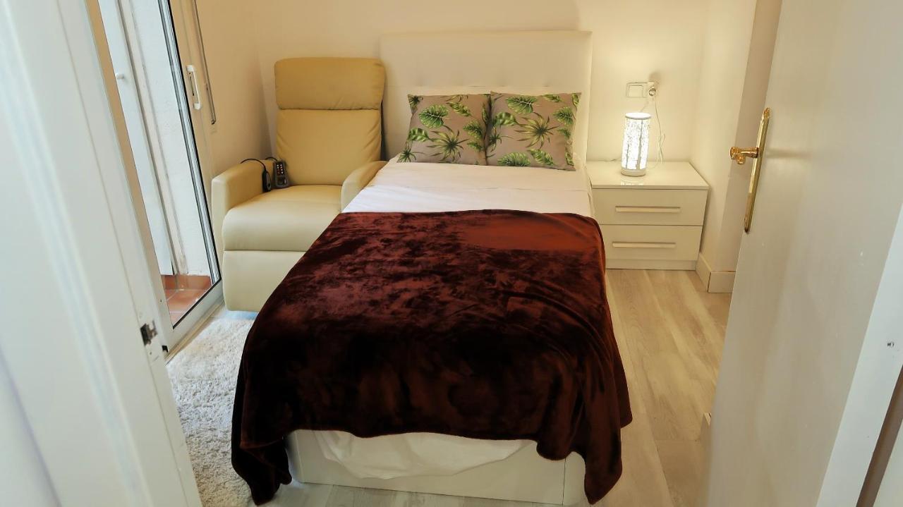 Entire Apartment , 2 Bedrooms Newly Remodeled Center Sitges Barcelona Ngoại thất bức ảnh